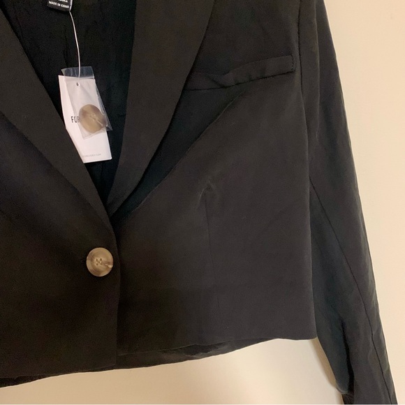 NWT Cropped Blazer Jacket - Picture 3 of 5